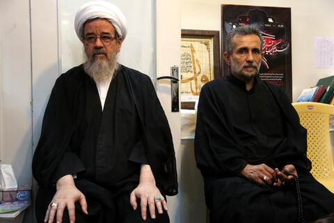 تصاویر/ مراسم سوگواری تاسوعای حسینی در بیوت مراجع و علما-2