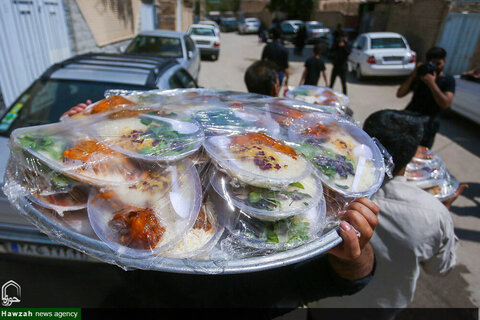 آیین سنتی مذهبی 300ساله طبخ و توزیع غذای نذری در روستای اراضی مبارکه اصفهان