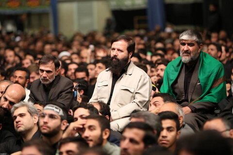 تصاویر/ مراسم عزاداری شام غریبان حسینی (علیه‌السلام) در حسینیه امام خمینی