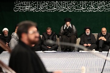 فیلم| مداحی حاج مرتضی طاهری در حضور رهبر انقلاب