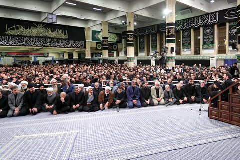 تصاویر/ آخرین شب مراسم عزاداری حضرت اباعبدالله الحسین (علیه‌السلام) در حسینیه امام خمینی