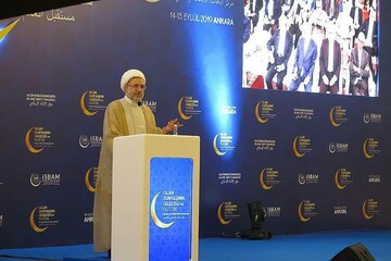 مسلمانان می‌توانند با وحدت نظامی سیاسی و اقتصادی بزرگ ترین قدرت جهان شوند