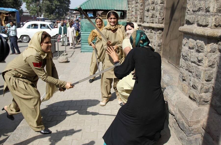 ایران کشمیری عوام کو انسان دوستانہ امداد فراہم کرنے کے لئے تیار