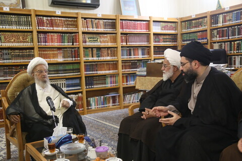 دیدار دبیرکل مجمع جهانی اهل بیت(ع) با آیت الله العظمی مکارم شیرازی