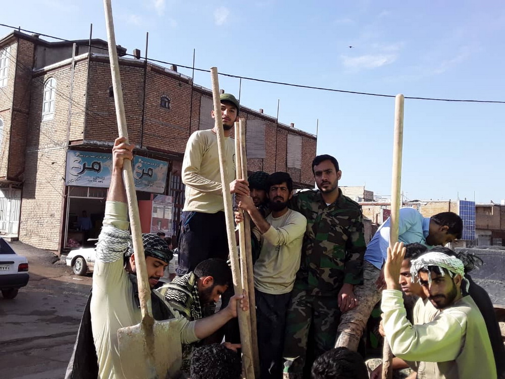 تصاویر/ طلاب عنبرآباد موفق‌ترین گروه جهادی کرمان