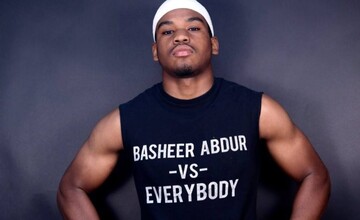 مسلمان بوکسور حق رقابت با ریش را به دست آورد