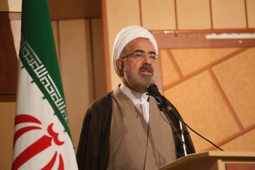 با چماق تجهیل و تکفیر می خواهند فضای علوم عقلی و فلسفی را محدود کنند