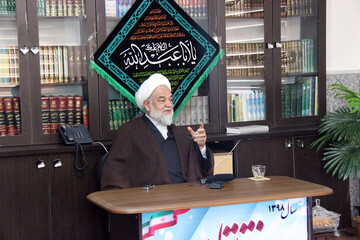 در مسیر صیانت از آرمان‌های انقلاب نگران هجمه‌ها و تخریب‌ها نباشید