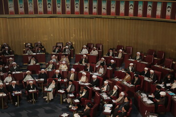 آزمون علمی انتخابات میان‌دوره‌ای مجلس خبرگان  پنج شنبه در قم برگزار می شود