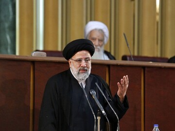 دفاع حزبی و قبیله ای از دوستان و همفکران، از عوامل ایجاد فساد است