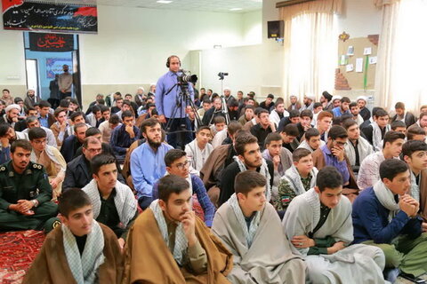 گرامیداشت هفته دفاع مقدس در مدرسه امیرالمومنین(ع) تبریز
