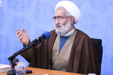 محبت و عشق به امام علی (ع) ایمان مسلمانان را کامل می‌کند
