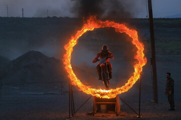 تصاویر/ نمایشگاه هفته دفاع مقدس در بیرجند