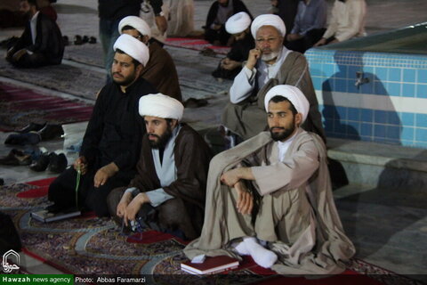 بالصور/ اجتماع خاص حول ملحمة الأربعين الحسيني في المدرسة الفيضية العلمية بقم المقدسة