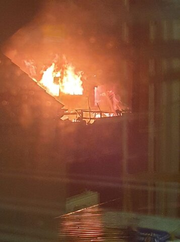 آتش سوزی تعمدی در ساختمانی که قرار است به مسجد تبدیل شود + تصاویر