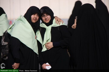 چگونه عواطف انسانی را در جامعه گسترش دهیم؟