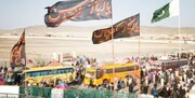 فیلم/ استقبال گرم افسران سپاه پاسداران انقلاب اسلامی از زائران پاکستانی در مرز میرجاوه