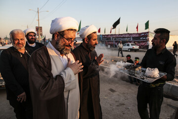 تصاویر/ بازدید مدیر حوزه علمیه خوزستان از مرز چذابه