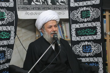 نفوذشیطان، لقمه حرام و دنیاطلبی، سه عنصر تحیرآور از منظر امام حسین(ع)