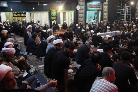 بالصور/ إقامة مجالس العزاء بذكرى الأربعين الحسيني في بيوت مراجع الدين والعلماء بقم المقدسة