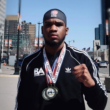 بوکسور مسلمان بالاخره می‌تواند با ریش ورزش کند