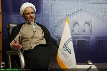 انتشار بیش از ۷۰ کتاب علمی و ۷۲ اثر پژوهشی در پاسخ گوئی به شبهات حاصل  ۲۰ سال  فعالیت علمی است