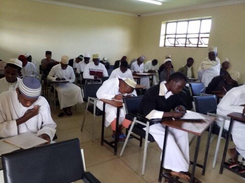 آزمون نهایی «فقه استدلالی» در کشور تانزانیا برگزار شد