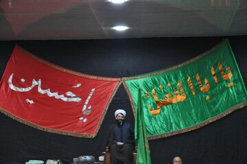 دشمن با هزینه کردن گزاف به دنبال از بین بردن جایگاه مادر در جامعه است