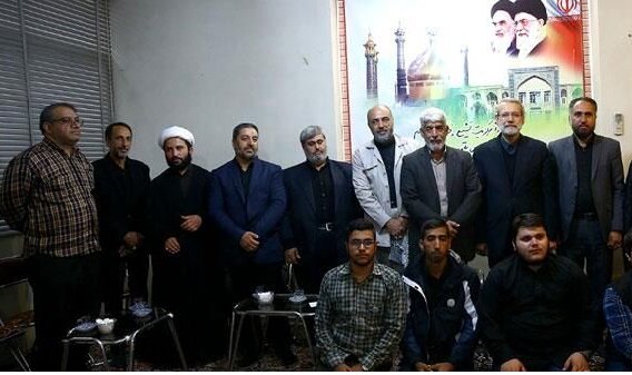 اعضای قرارگاه مردمی اربعین با رئیس مجلس دیدار کردند 