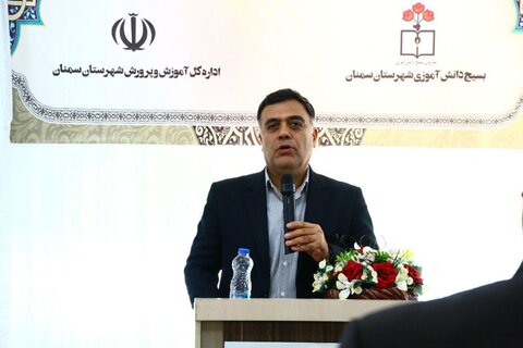 محمد دستورانی ، مدیر کل آموزش و پرورش سمنان