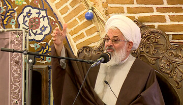 آیت الله قاضی حق بزرگی بر گردن آذربایجانی ها دارد