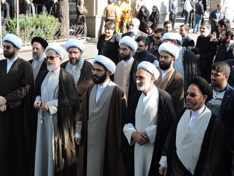 روحانیون و طلاب آذربایجان شرقی در راهپیمایی 13 آبان