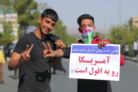 تصاویر/ راهپیمایی یوم الله 13 آبان در بیرجند