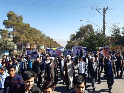 تصاویر/ راهپیمایی یوم الله ۱۳ آبان در کرمان