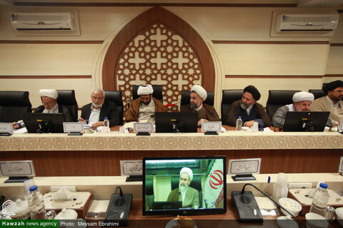 بالصور/ اجتماع مديري الحوزات العلمية في إيران بقم المقدسة