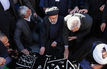 پیکر حجت‌الاسلام عزیزی در حرم مطهر رضوی تشییع شد