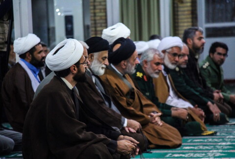 تصویری رپورٹ| ایران کے شہر بیرجند میں آغاز ہفتہ وحدت کی مناسبت سے شیعہ و سنی علماء کی موجودگی میں جشن
