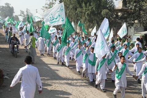 تصویری رپورٹ|حوزہ علمیہ جامعہ عروۃ الوثقیٰ کی جانب سے  لاہور میں "وحدت امت ریلی"