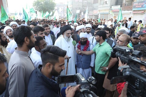 تصویری رپورٹ|حوزہ علمیہ جامعہ عروۃ الوثقیٰ کی جانب سے  لاہور میں "وحدت امت ریلی"