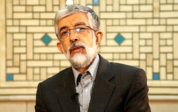 خبرنگاران در پاسداری از زبان و خط فارسی پیشگام باشند