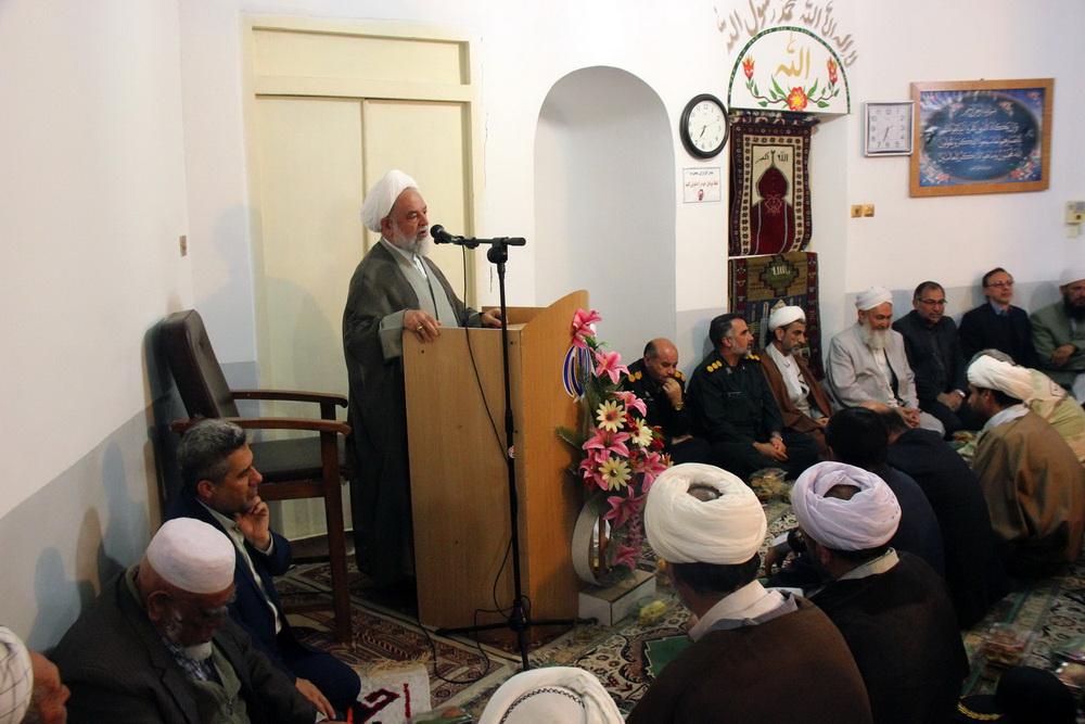 تصاویر/ جشن وحدت در مسجد ابوحنیفه بجنورد