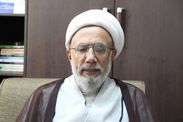 بجای بستن مساجد جلوی سفرهای غیرضروری گرفته شود 