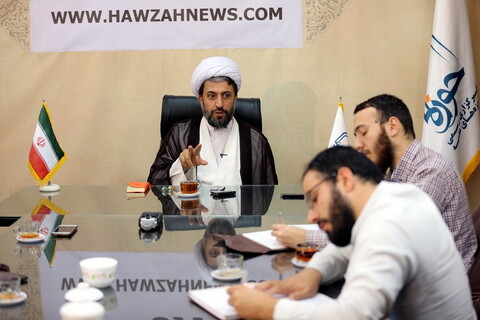 تصاویر/ نشست تخصصی «الگوی جدید نگهبانی از نظام بر اساس نظام مقایسه برای مقابله با هجوم اسناد بین‌المللی به هویت شیعی» در خبرگزاری حوزه