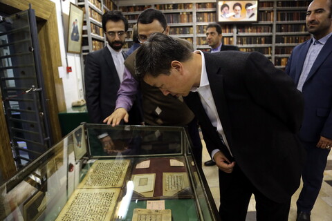 تصاویر/ حضور رئیس مسلمانان چین در شهر مقدس قم