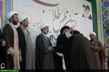 طلاب مدرسه علمیه فاطمیون اهواز ملبس شدند