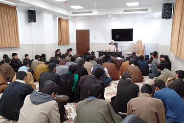 طلاب مدینه العلم کاظمیه یزد با طرح مطالعاتی آثار شهید مطهری آشنا شدند