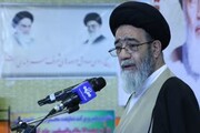 شرف و اقتدار ملت ایران در سایه خون شهداست