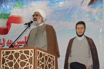 جوانان بیانیه گام دوم انقلاب را مطالعه کنند