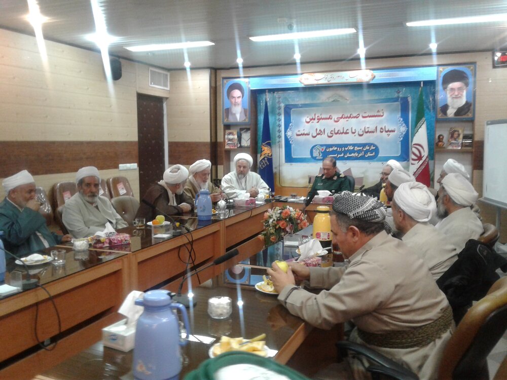 دفاع مقدس نماد وحدت ملت ایران بود