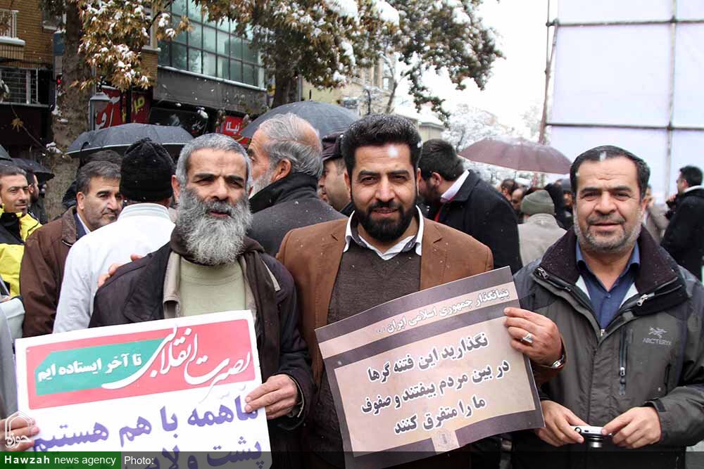 راهپیمایی دفاع از اقتدار و امنیت در همدان